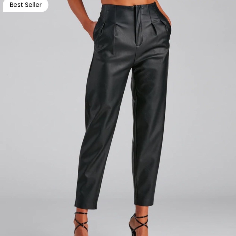 Brand new Chic Pleated Faux Leather Trousers with tag